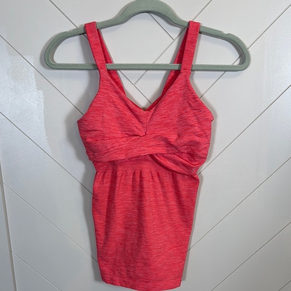 Athleta twist front Tank Top - Picture 1 of 9